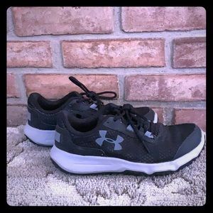 Under Armour Running Shoes